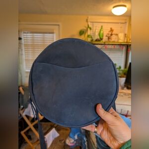 Portland Leather Goods Large Circle Crossbody In Deep Water